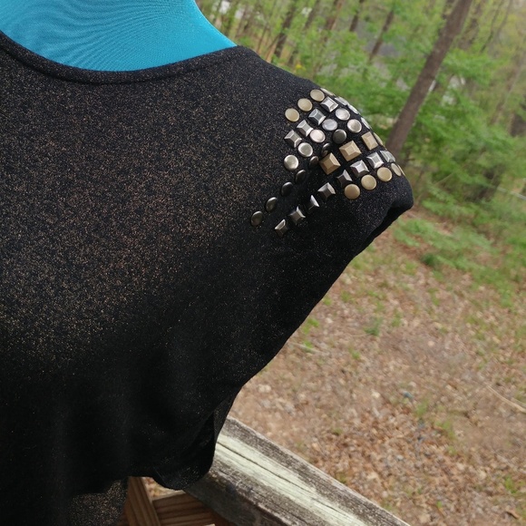 Urban Behavior Shena Metal Studded Metalic Top - Picture 4 of 7
